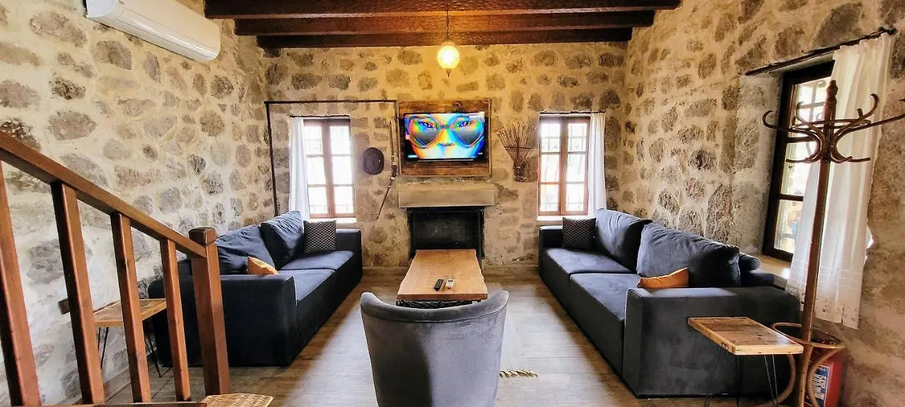 Authentic Bodrum Villa With Special Private Pool Ortakent