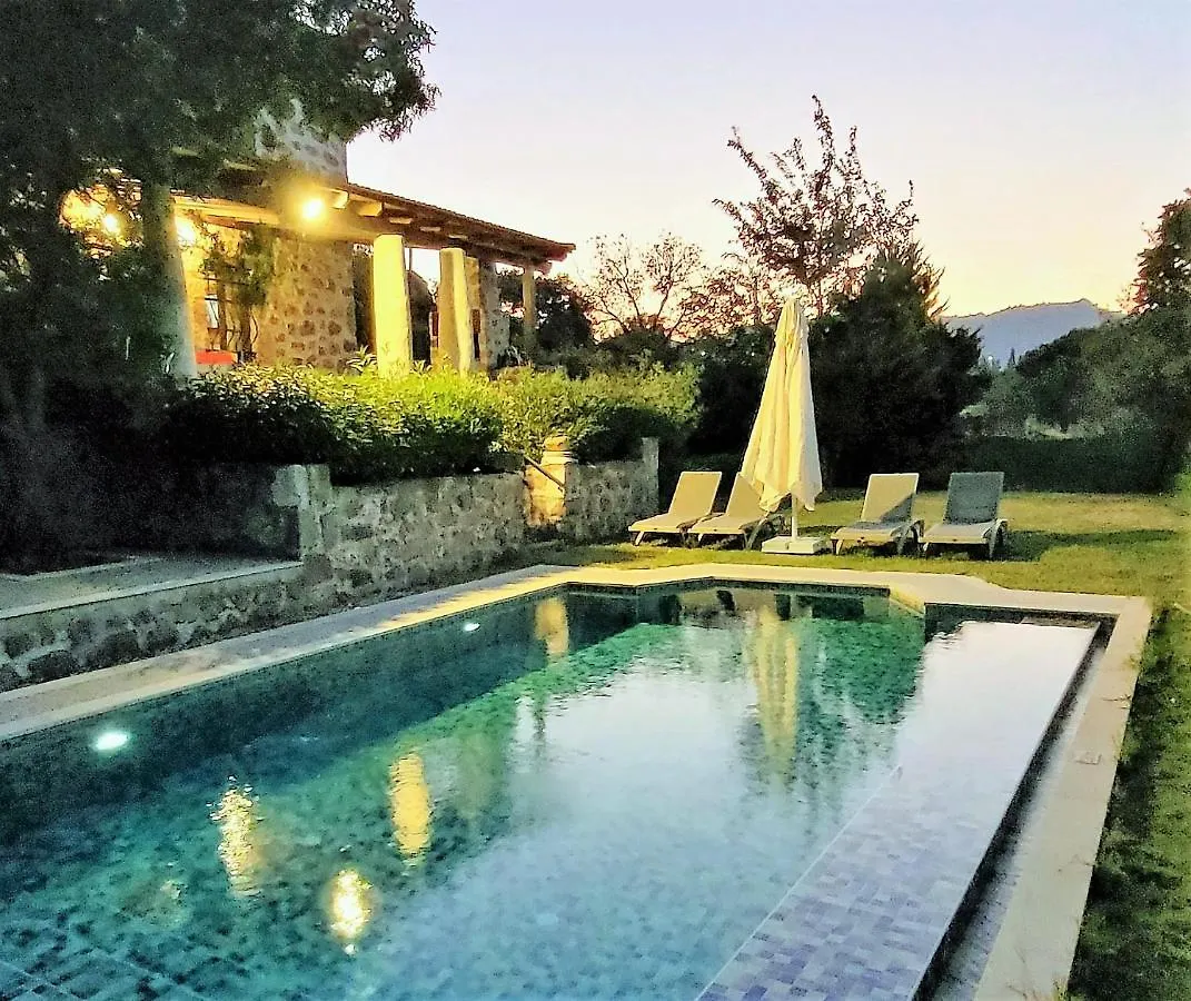 Authentic Bodrum Villa With Special Private Pool Ortakent