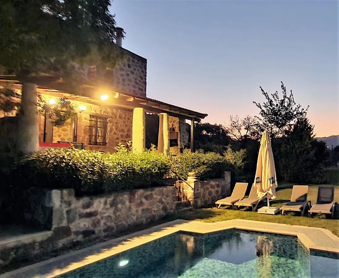 Authentic Bodrum Villa With Special Private Pool Ortakent